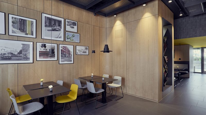 Bar 3